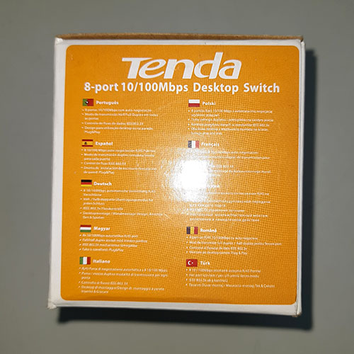Tenda 8-port desktop switch